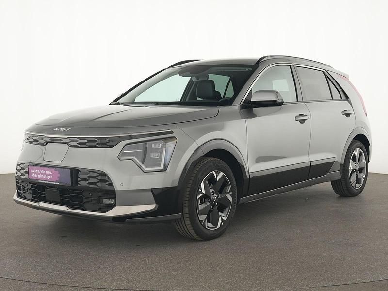 Stahlgrau Gebraucht 2023 Kia e-Niro Vision SUV | 26.232 € (Guter Preis) - Bild 1/4