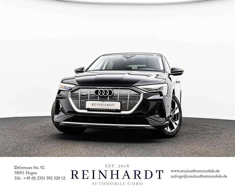 Gebraucht Audi e-tron Sportback S-Line 300 kW (408 PS) 2022 Mythosschwarz metallic SUV