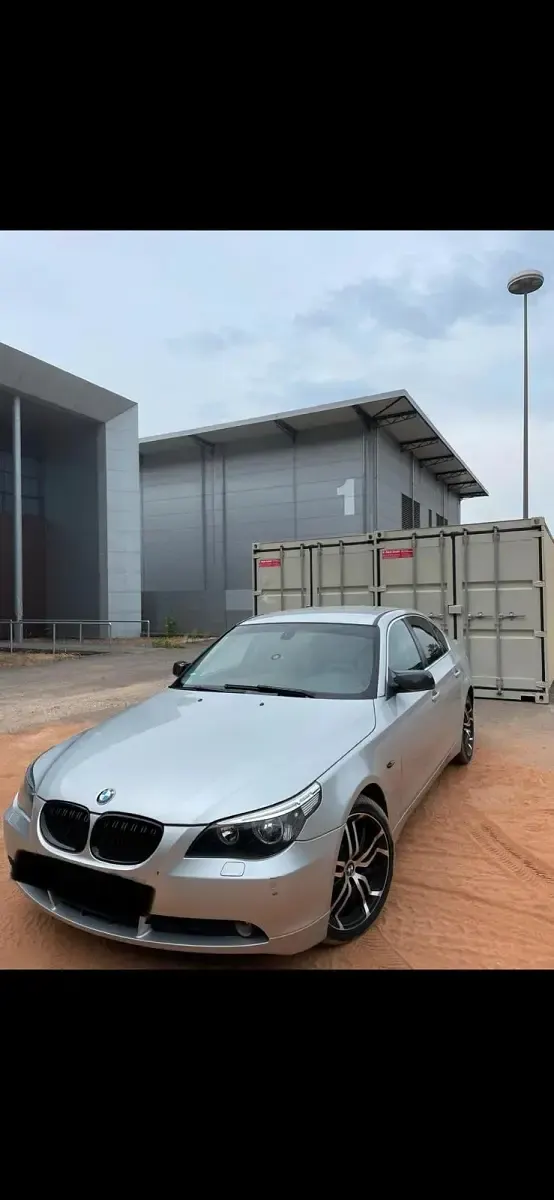 Gebraucht BMW 520 170 PS (125 kW) 2004 Silber Limousine
