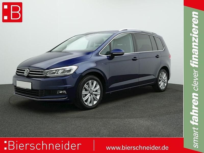 Blau Gebraucht 2024 VW Touran Highline Van / Kleinbus | 32.840 € (Guter Preis) - Bild 1/3