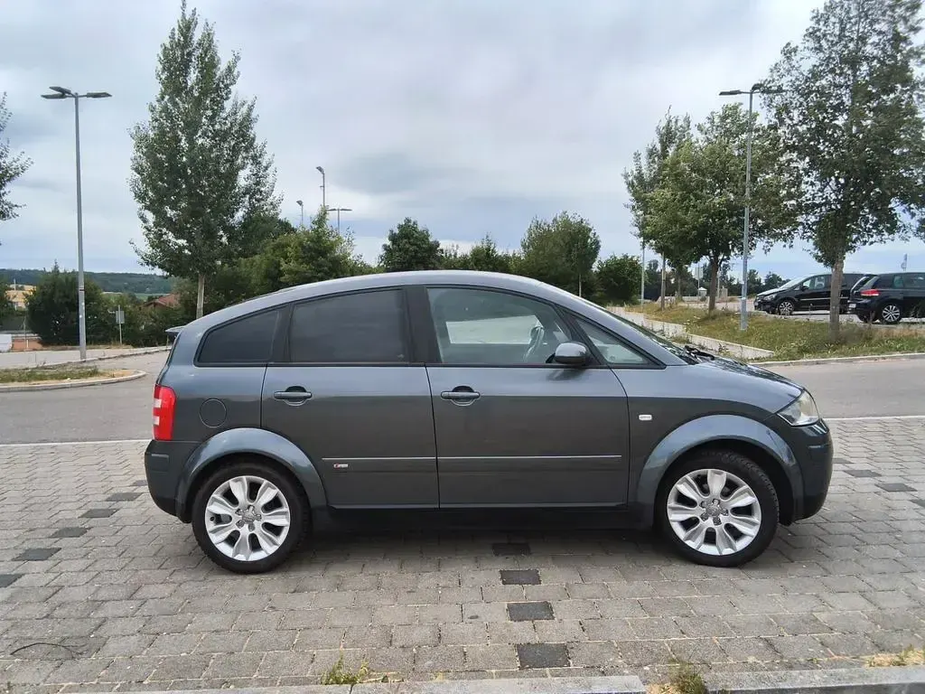 Gebraucht Audi A2 Sport 75 PS (55 kW) 2004 Grau Kleinwagen