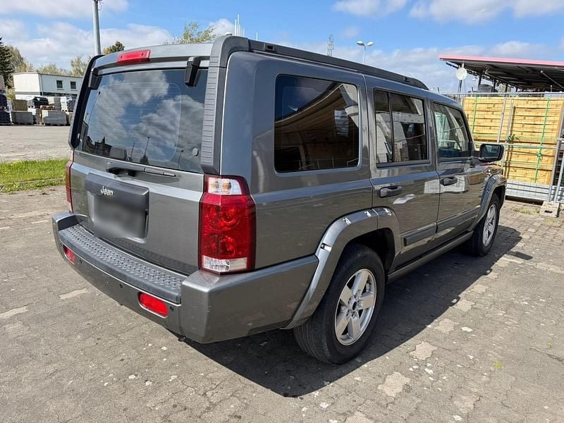Usado Jeep Commander 218 CV (160 kW) 2007 Gris SUV