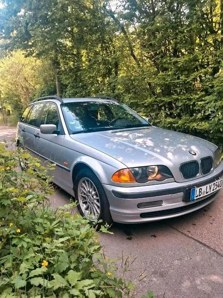 Gebraucht BMW 318 118 PS (86 kW) 2000 Silber Kombi