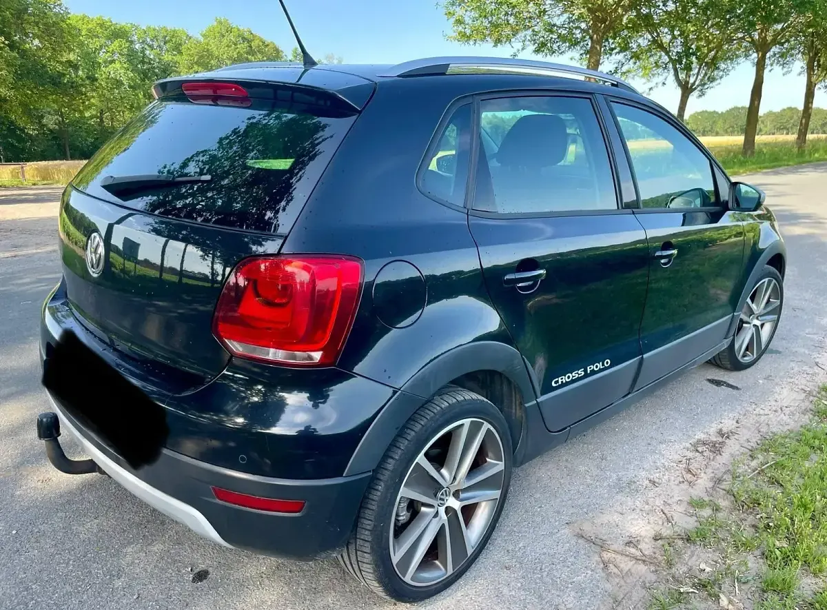 Gebraucht VW Polo Cross 85 PS (62 kW) 2010 Schwarz Kleinwagen