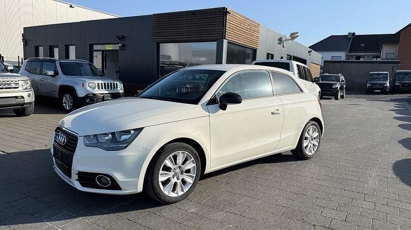 Gebraucht Audi A1 Ambition 122 PS (89 kW) 2014 Weiß Kleinwagen