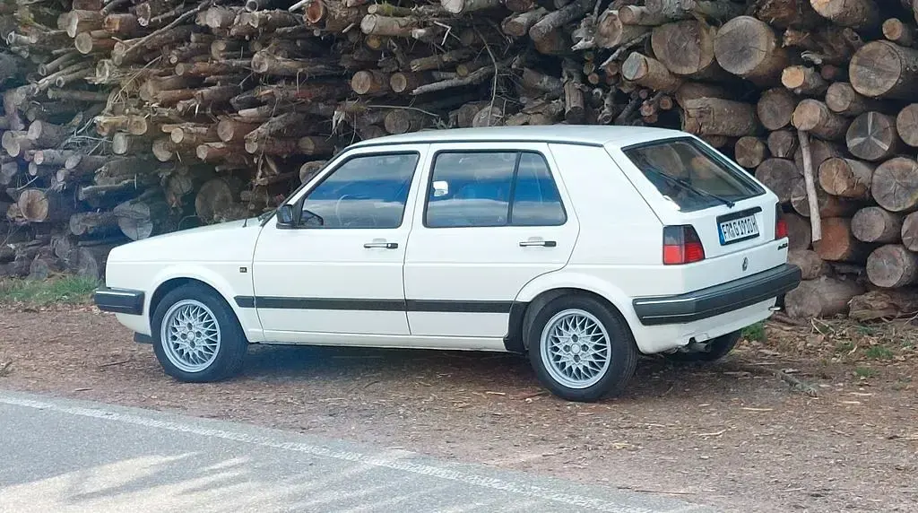 Gebraucht VW Golf II 69 PS (50 kW) 1989 Weiß Kleinwagen