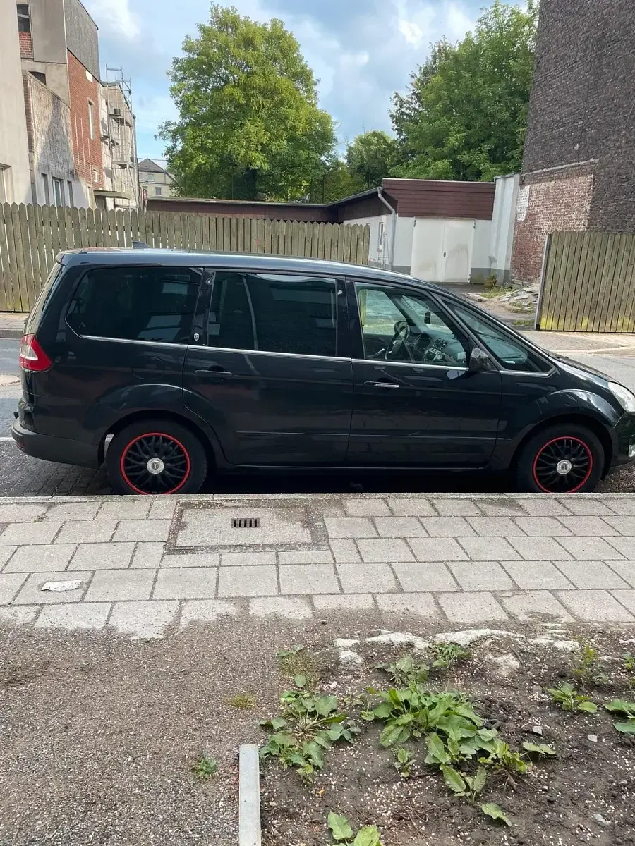 Gebraucht Ford Galaxy 140 PS (102 kW) 2007 Andere farben Van / Kleinbus