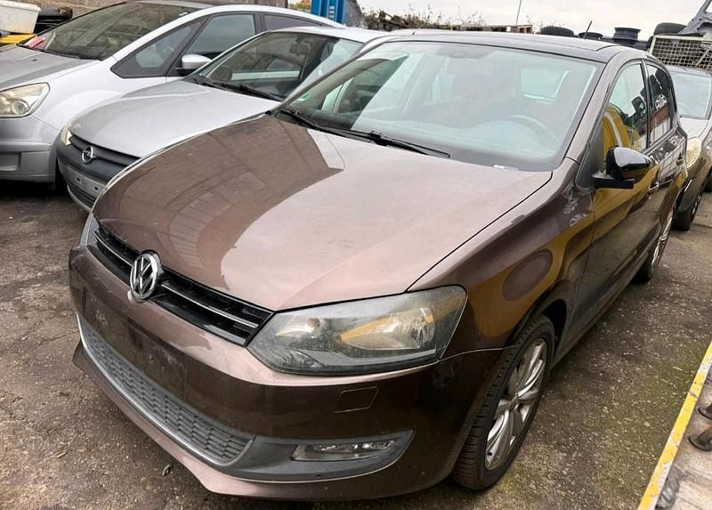 Braun Gebraucht 2012 VW Polo Style Kleinwagen | 4.300 € (Superpreis) - Bild 1/4