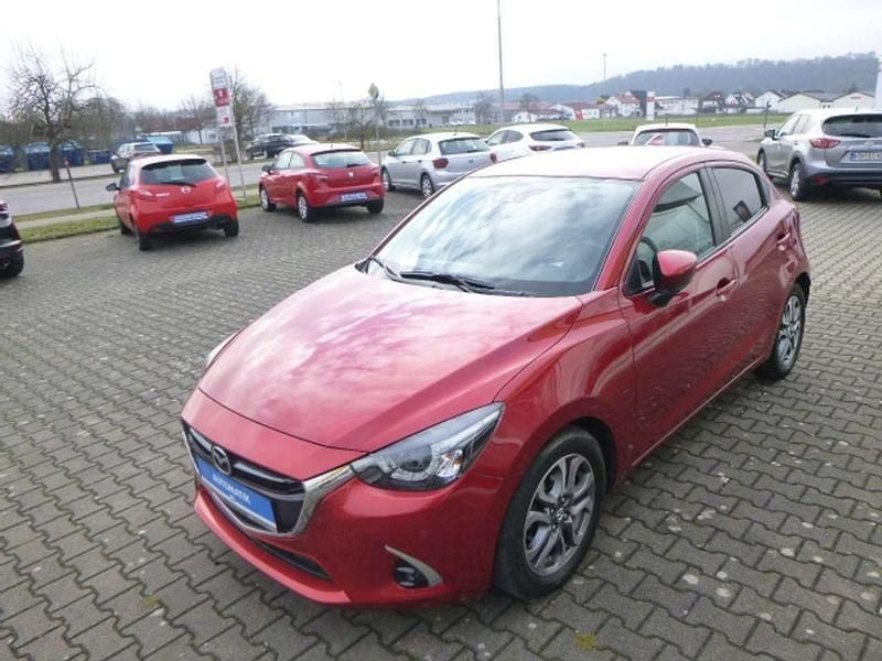 Rubinrot metallic Gebraucht 2017 Mazda 2 Kleinwagen | 15.490 € (Etwas zu teuer) - Bild 1/4