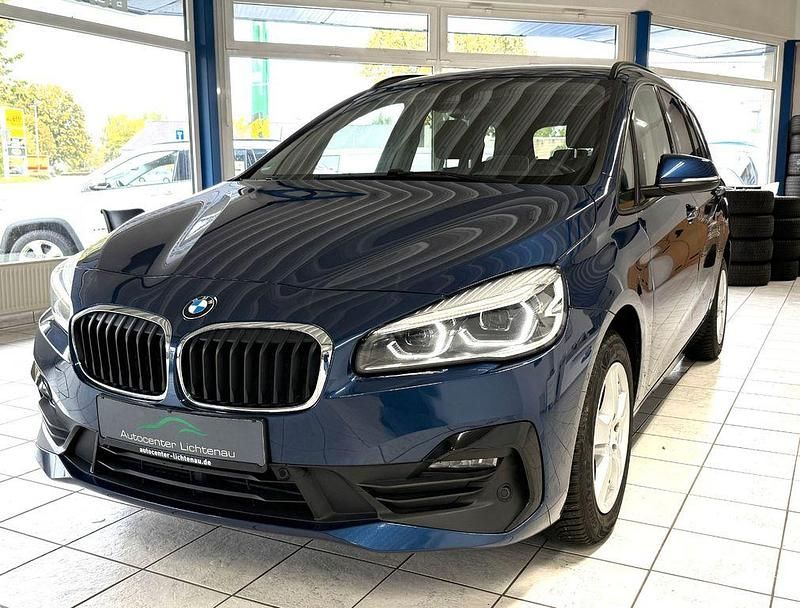 Blau Gebraucht 2021 BMW 218 Gran Tourer Advantage Van / Kleinbus | 18.350 € (Guter Preis) - Bild 1/4