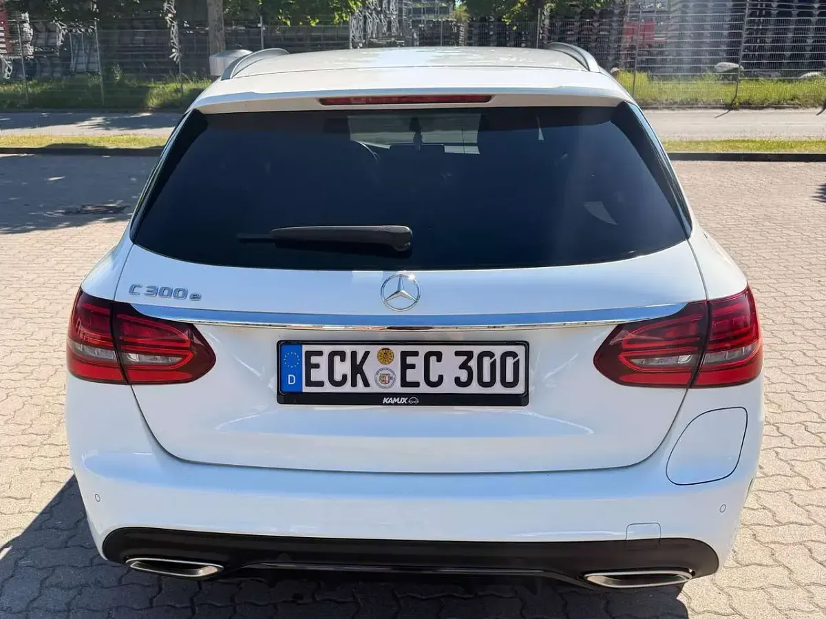 Gebraucht Mercedes C300e AMG line 211 PS (155 kW) 2020 Kombi