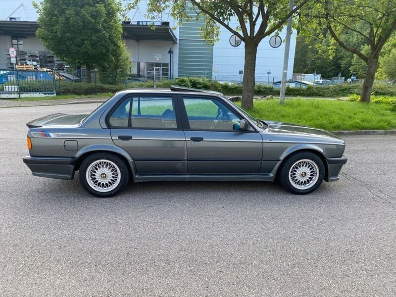 Gebraucht BMW 325 Performance 171 PS (125 kW) 1986 Grau Limousine