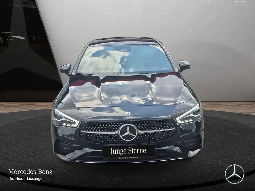 Gebraucht Mercedes CLA200 Advanced Plus 163 PS (119 kW) 2025 Schwarz Limousine