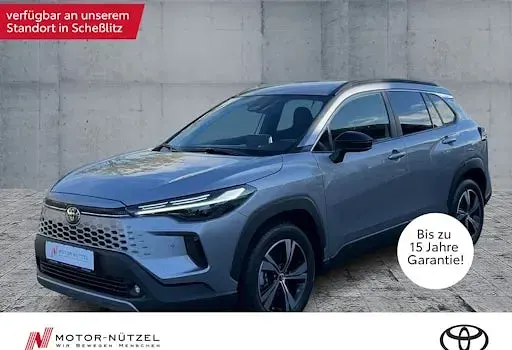 Gebraucht Toyota Corolla Cross Basis 197 PS (144 kW) 2025 Silber SUV