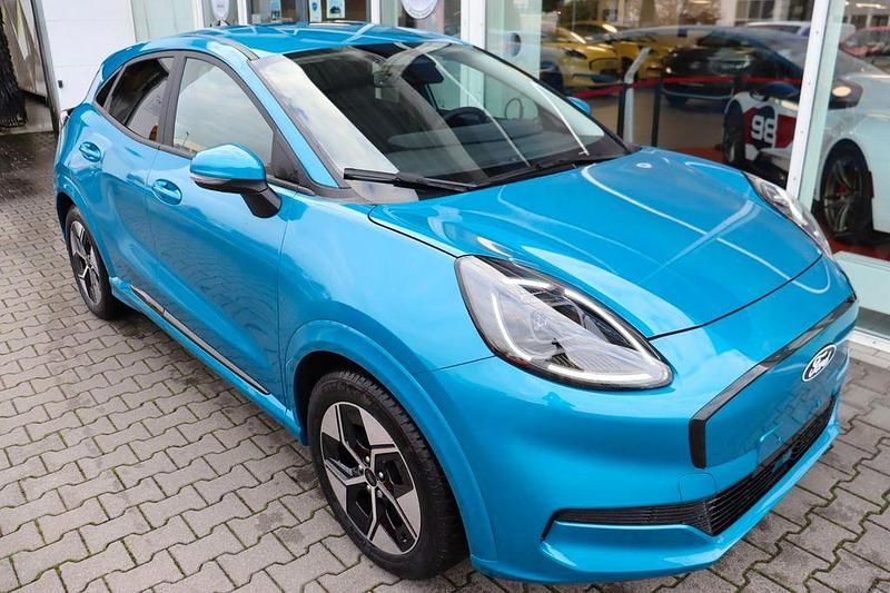 Neu Ford Puma Gen-E 124 kW (169 PS) 2025 Digital aqua blue metallic SUV