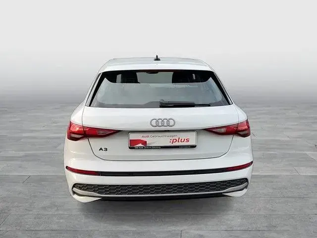 Gebraucht Audi A3 Advanced 150 PS (110 kW) 2025 Weiß Limousine