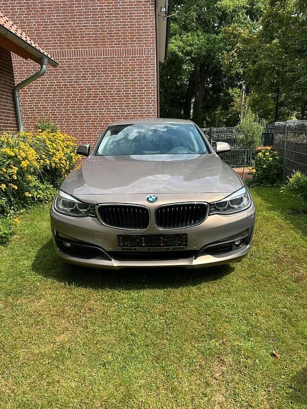 Gold Gebraucht 2013 BMW 320 Gran Turismo Limousine | 8.900 € (Guter Preis) - Bild 1/4