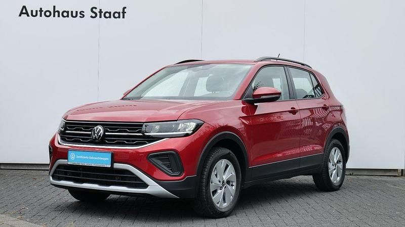 Kings red metallic Gebraucht 2024 VW T-Cross Life SUV | 26.990 € (Fairer Preis) - Bild 1/4