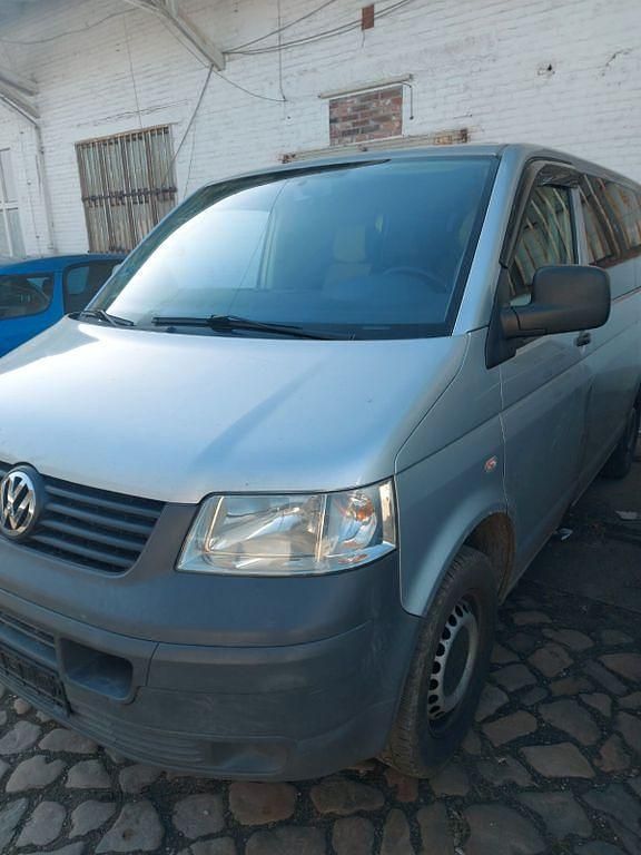 Gebraucht VW T5 131 PS (96 kW) 2008 Grau Van