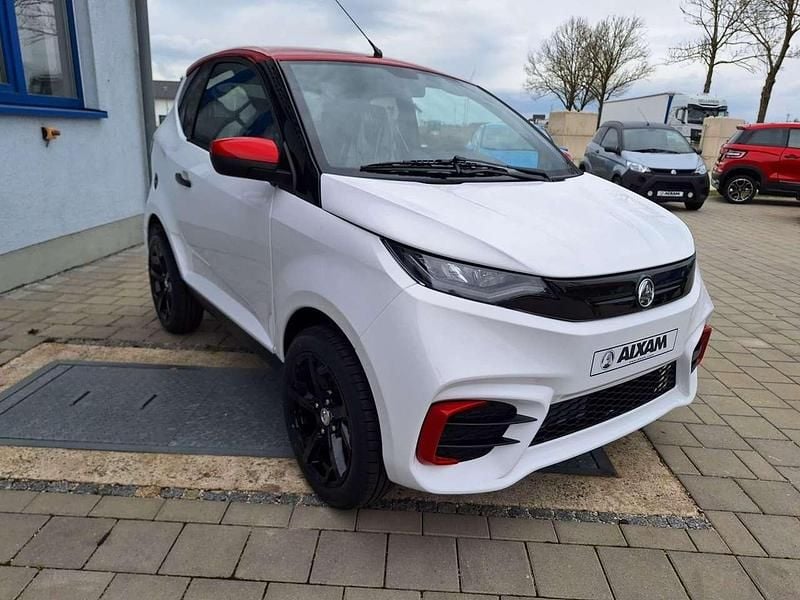 Neu Aixam City Sport 2025 Weiß + paket rot Limousine