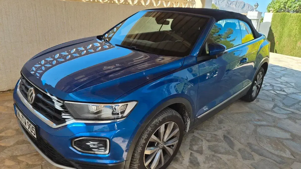 Gebraucht VW T-Roc Cabriolet Style 150 PS (110 kW) 2020 Blau Cabrio