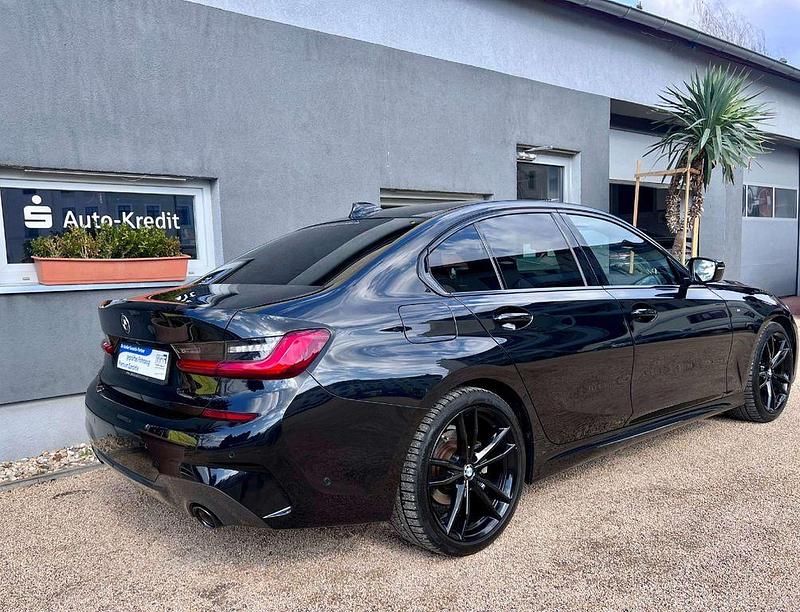 Gebraucht BMW 320 M Sport 190 PS (139 kW) 2021 Schwarz Limousine