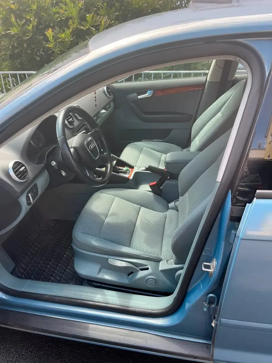 Gebraucht Audi A3 125 PS (91 kW) 2011 Beige Kleinwagen
