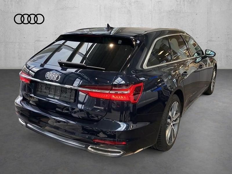 Gebraucht Audi A6 Ambiente 340 PS (250 kW) 2022 Firmamentblau metallic Kombi