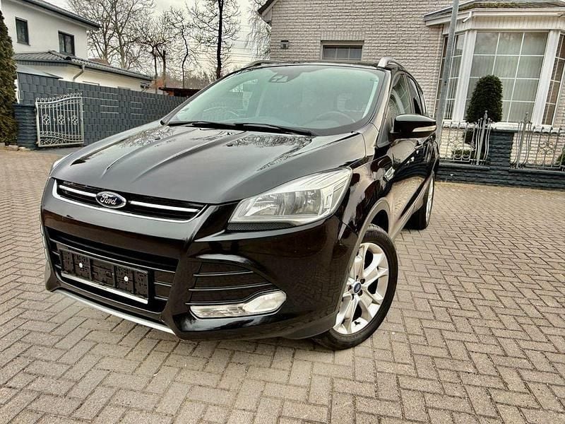 Gebraucht Ford Kuga Titanium 140 PS (102 kW) 2013 Schwarz SUV