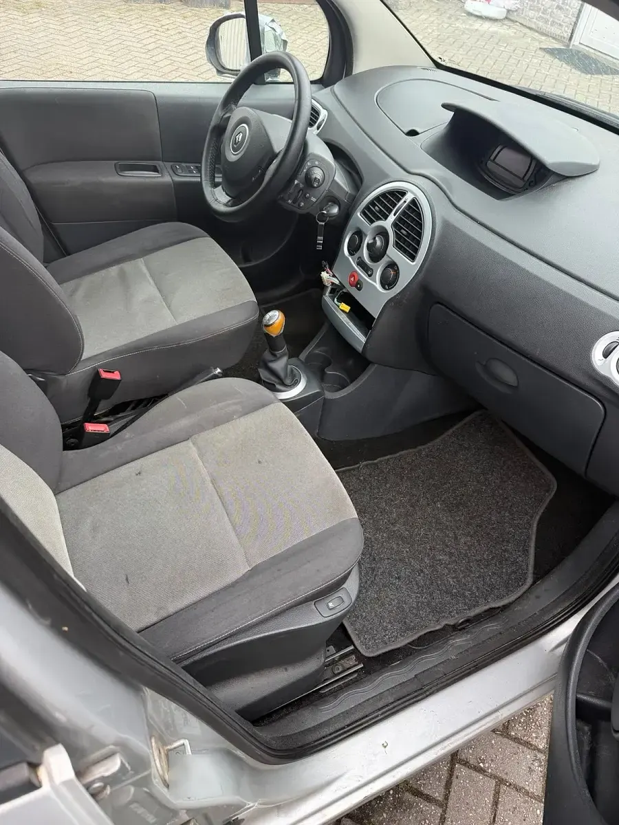 Gebraucht Renault Modus 101 PS (74 kW) 2008 Silber Van / Kleinbus