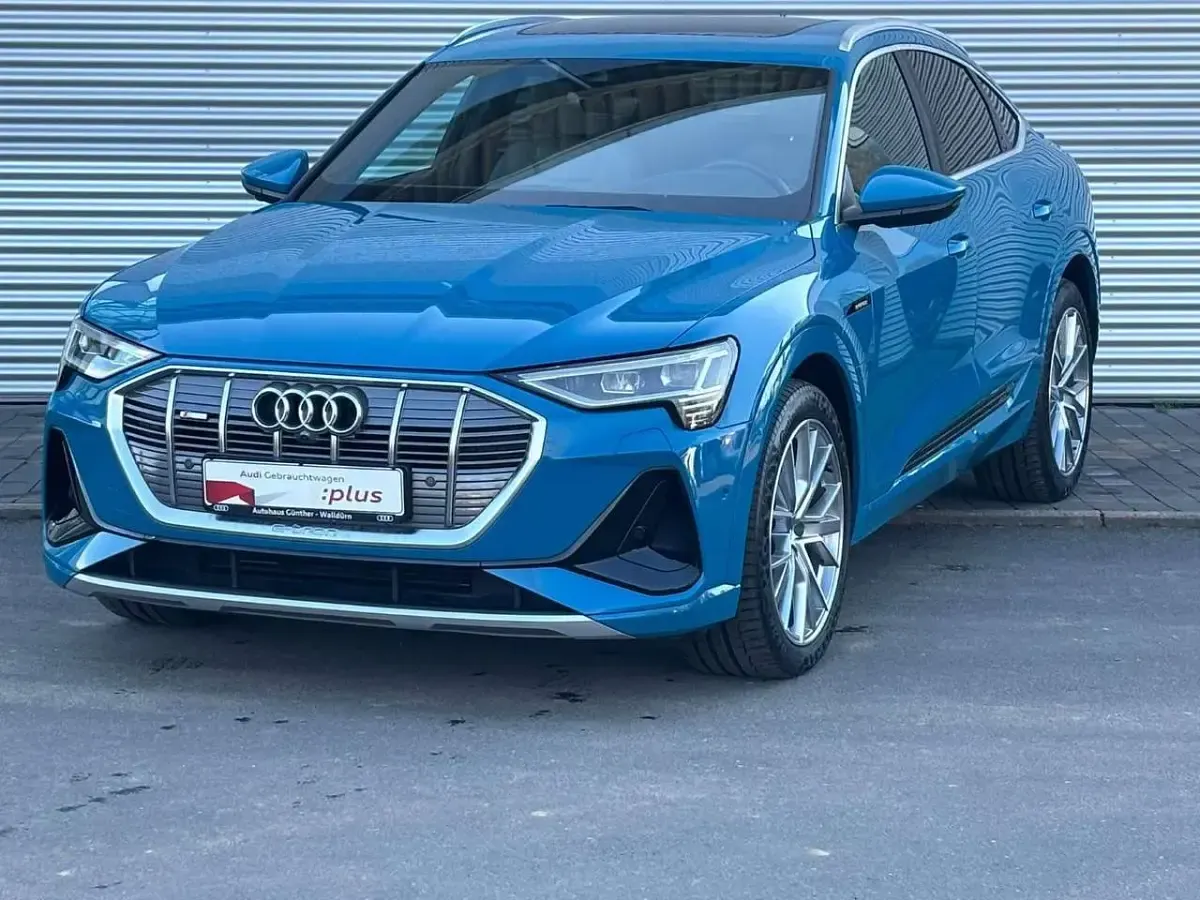 Gebraucht Audi e-tron S-Line 300 kW (408 PS) 2020 Antiguablau metallic SUV