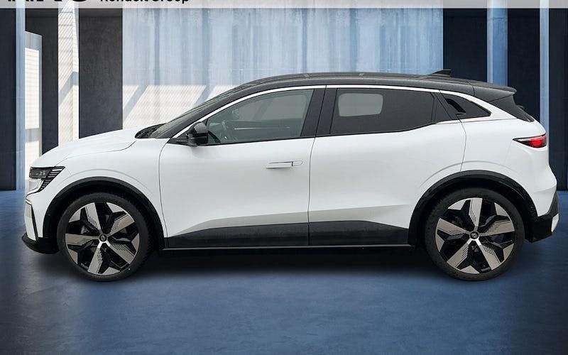 Gebraucht Renault Megane E-Tech Techno 96 kW (131 PS) 2022 Perlmuttweiß dach schwarz Limousine
