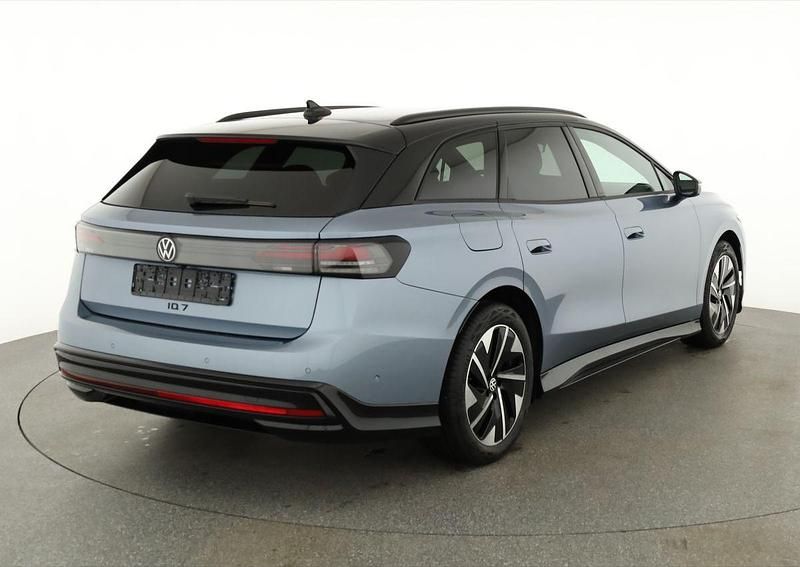 Neu VW ID.7 Pro 11 kW (15 PS) 2026 Stonewashed blue metallic schwarz Kombi