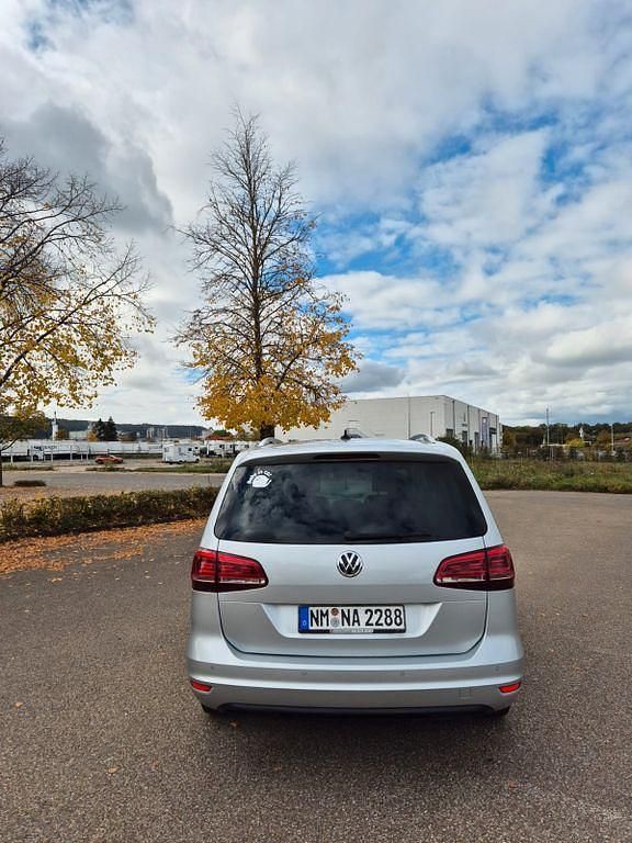 Second-hand VW Sharan Join 150 CP (110 kW) 2018 Argintiu Monovolum
