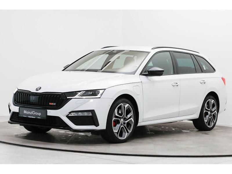 Gebraucht Skoda Octavia RS 245 PS (180 kW) 2021 Weiß Kombi