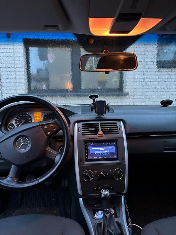 Gebraucht Mercedes B170 116 PS (85 kW) 2006 Andere farben Van / Kleinbus