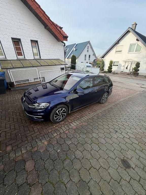 Gebraucht VW Golf VII Join 116 PS (85 kW) 2018 Blau Kombi