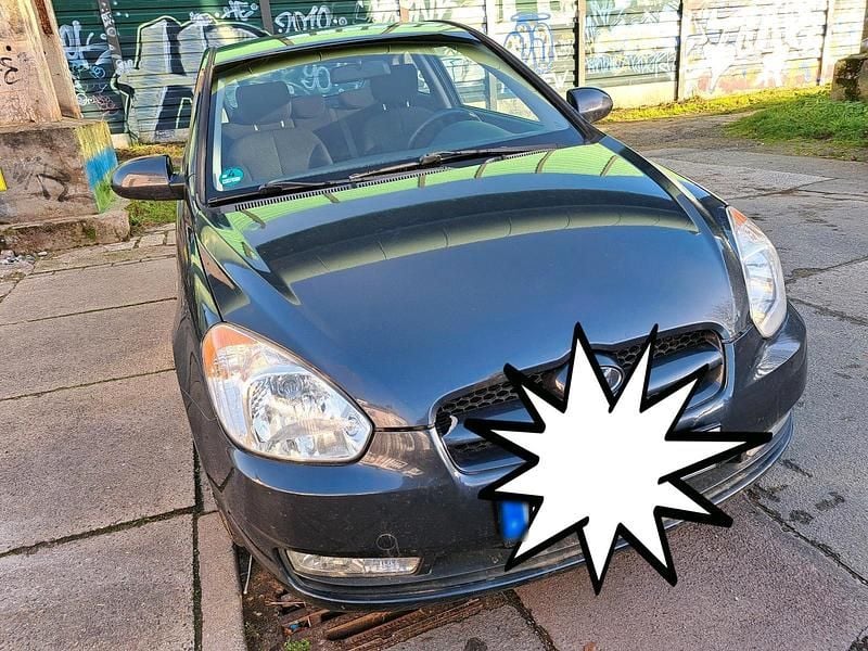 Gebraucht Hyundai Accent 97 PS (71 kW) 2007 Grün Kleinwagen