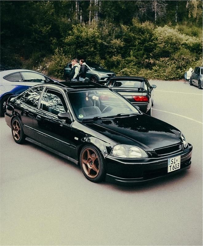 Schwarz Gebraucht 1999 Honda Civic Coupé | 7.000 € - Bild 1/4
