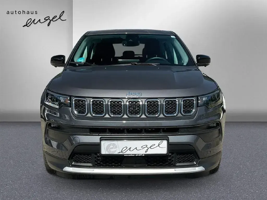 Gebraucht Jeep Compass Altitude 131 PS (96 kW) 2024 Graphite grey SUV