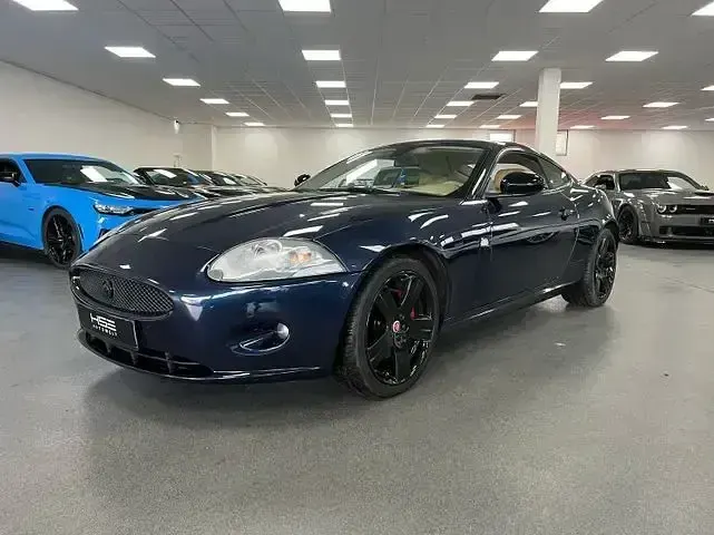 Second-hand Jaguar XK 298 CP (219 kW) 2009 Albastru Coupe