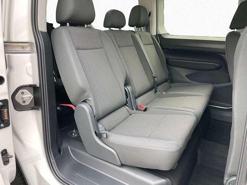 Neu VW Caddy 102 PS (75 kW) 2026 Candyweiß Van / Kleinbus