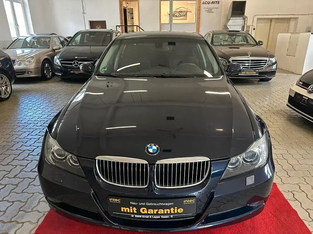 Gebraucht BMW 325 Advantage 218 PS (160 kW) 2008 Blau Limousine