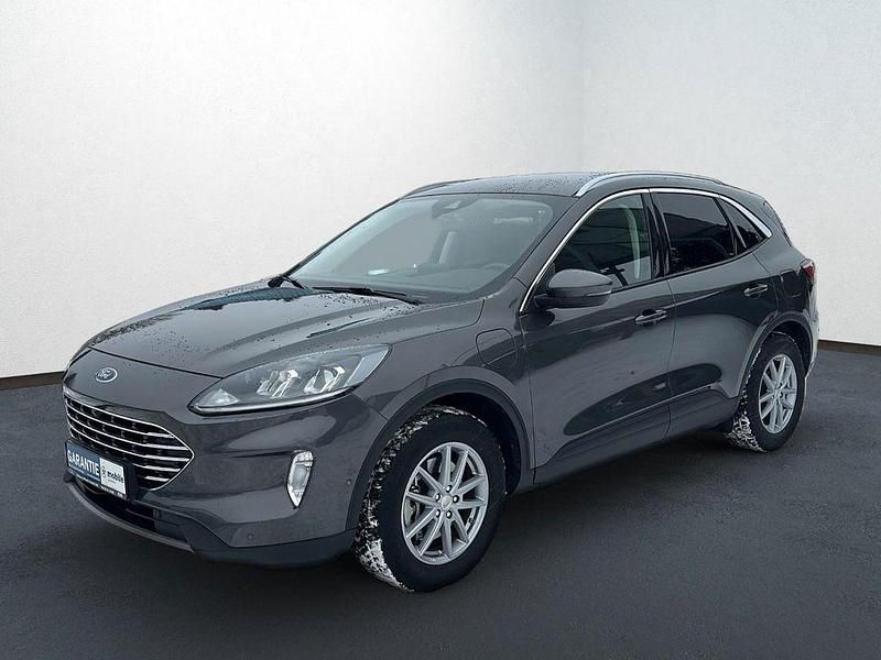 Gebraucht Ford Kuga Titanium 152 PS (111 kW) 2021 Grau SUV