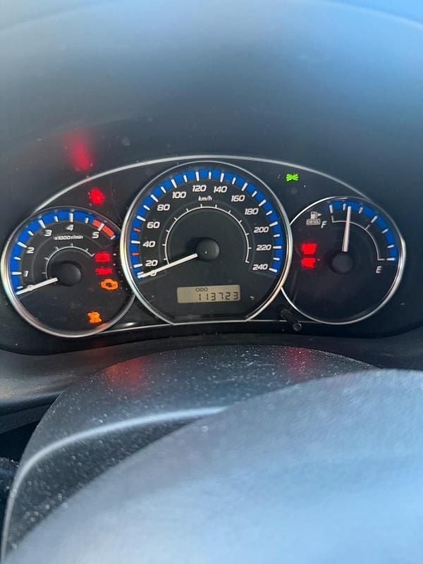 Gebraucht Subaru Forester 147 PS (108 kW) 2011 Rot SUV