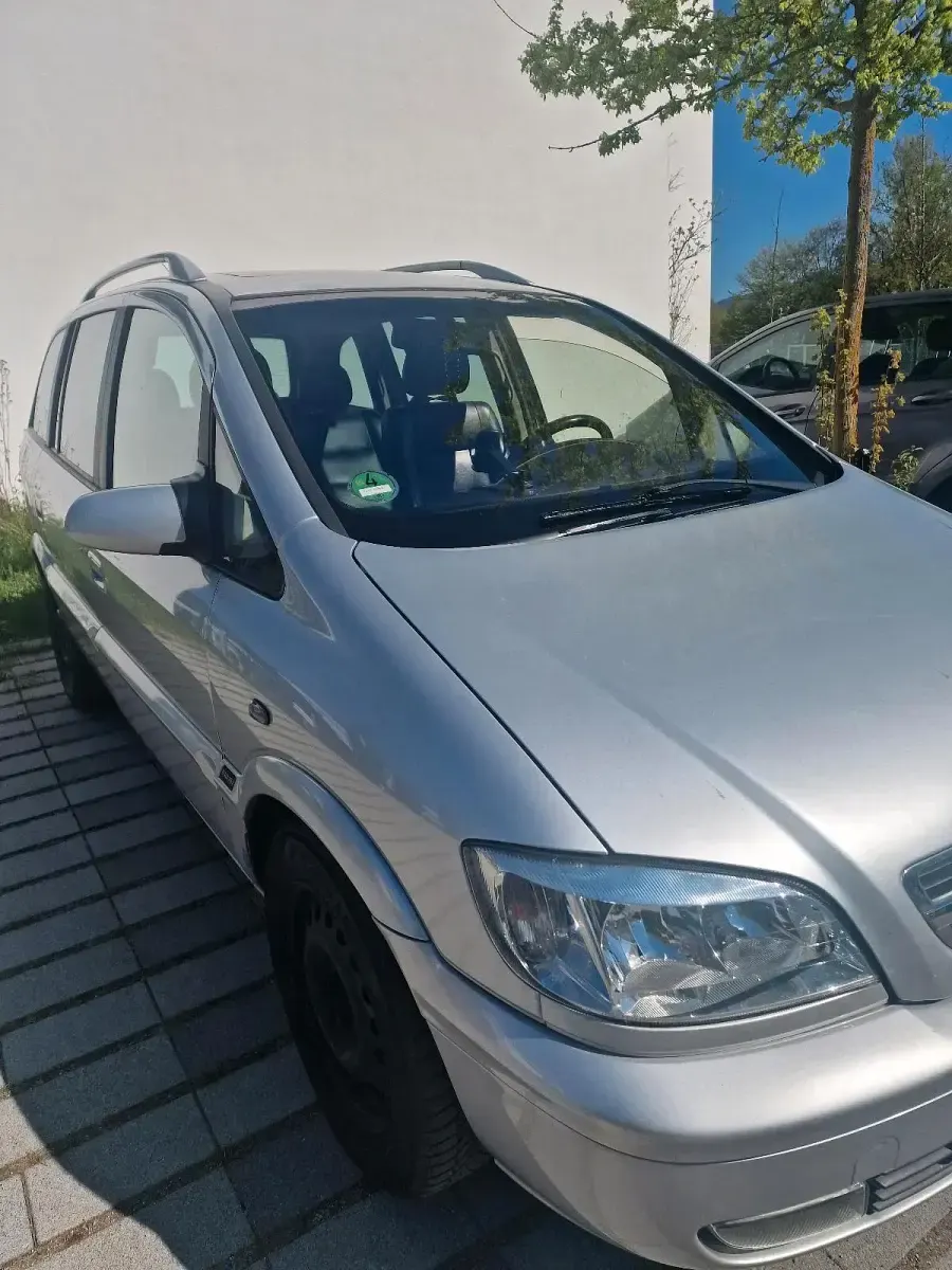 Gebraucht Opel Corsa 100 PS (73 kW) 2004 Grau Kleinwagen