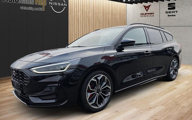Gebraucht Ford Focus ST-Line X 155 PS (114 kW) 2025 Schwarz Kombi