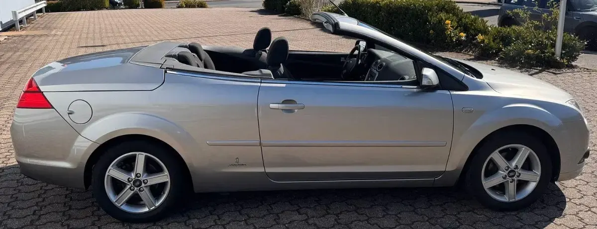 Gebraucht Ford Focus Cabriolet Trend 101 PS (74 kW) 2008 Silber Cabrio