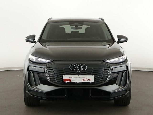 Gebraucht Audi Q6 e-tron Ambiente 185 kW (252 PS) 2025 Daytonagrau perleffekt SUV