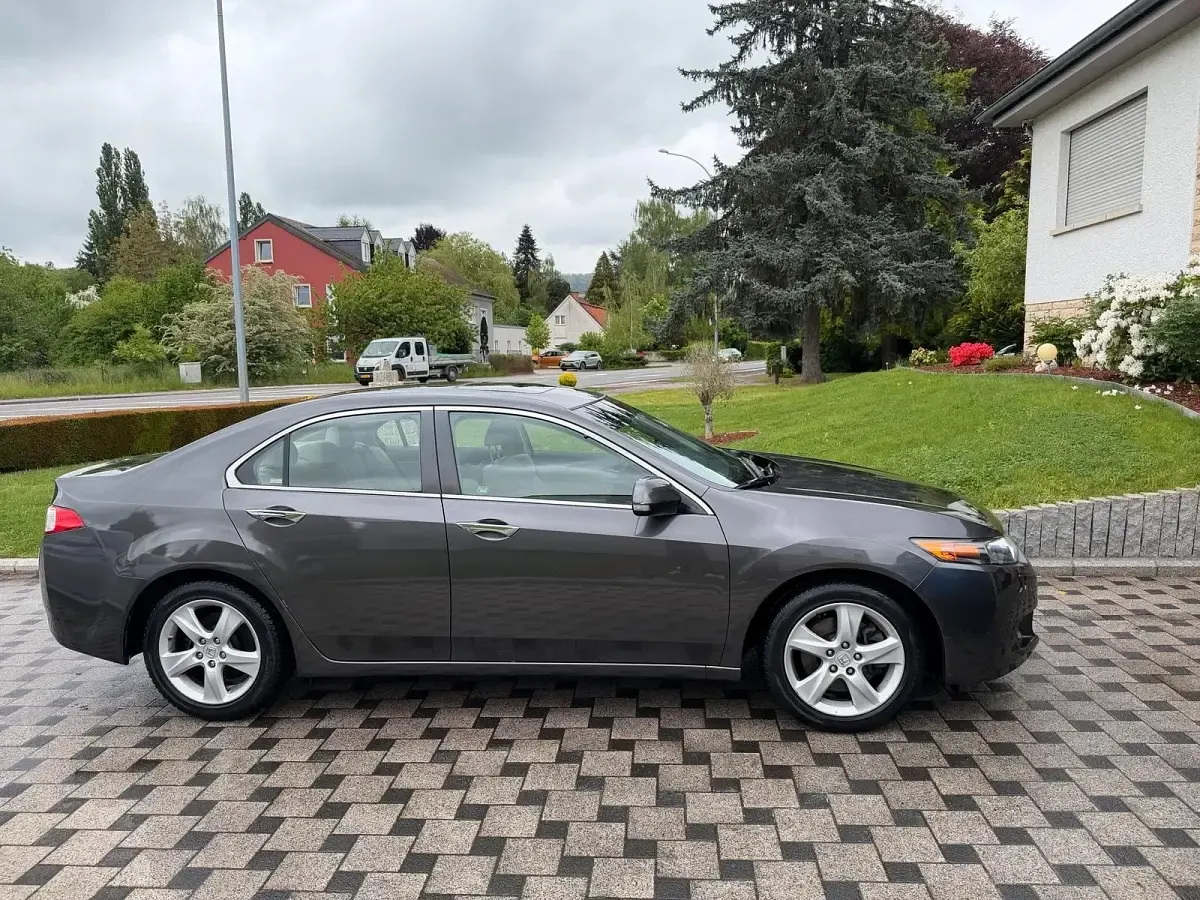 Gebraucht Honda Accord 201 PS (147 kW) 2008 Grau Limousine